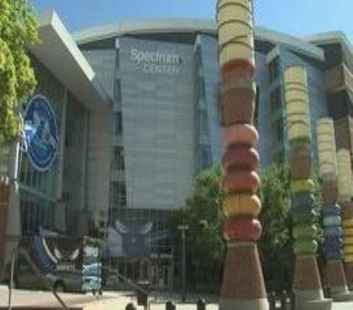 黃蜂把季后賽門票藏了9年，主場球迷終于等到這場