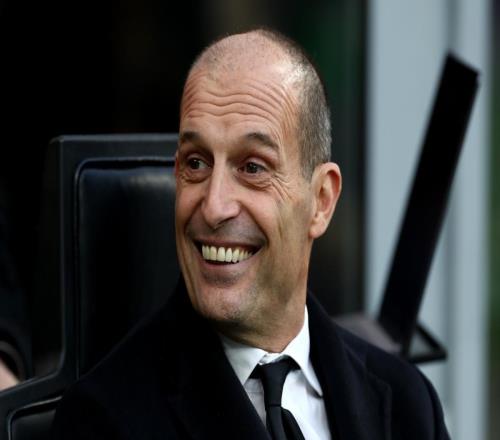 米蘭主帥被曝"腳踏兩只船"，18家俱樂(lè)部已站隊(duì)