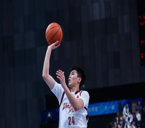 轟23分+3記三分！中國男籃18歲1米88射手崛起：全運會曾轟52分