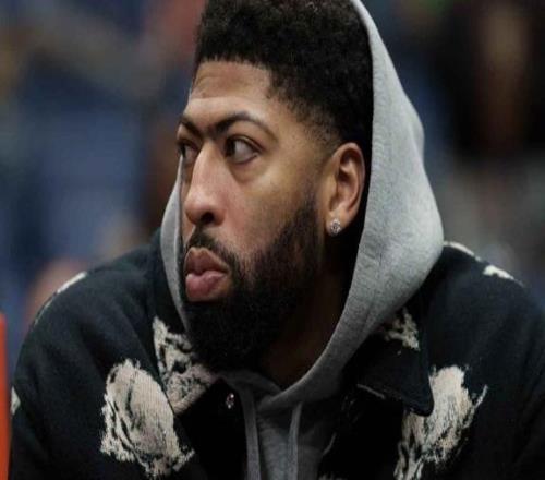 留守奇才濃眉哥笑談未來：我還在合同期內(nèi)，我愛我的錢！