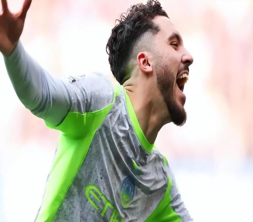 9球13助攻曼城神操作3600萬歐撿漏新德布勞內(nèi)一年不到身價翻倍