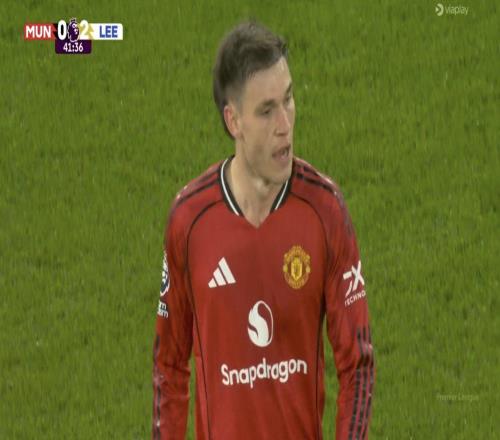 曼聯(lián)隱形后腰遭基恩怒罵！曝拉爵愿虧1500萬(wàn)清洗，轉(zhuǎn)會(huì)談判已開(kāi)啟