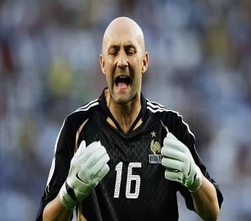 巴特斯勸說加克波轉(zhuǎn)會，穆西亞拉需要避開代斯勒的道路