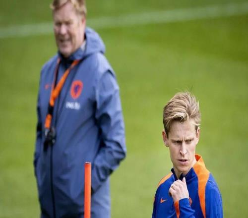 每體：隨著世界杯日益臨近，科曼希望德容的回歸能更加謹(jǐn)慎