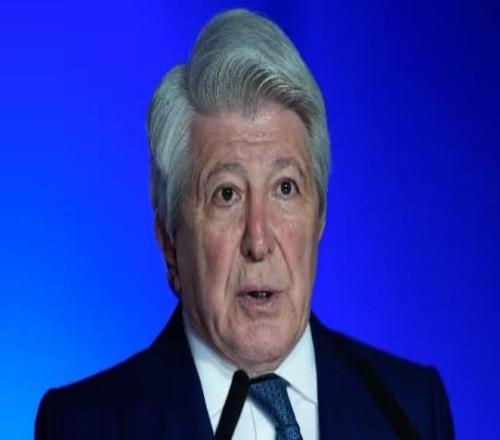 塞雷佐：歐足聯(lián)認定草坪沒問題，就像有人愛短發(fā)也有人愛長發(fā)