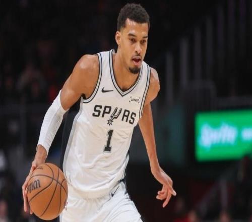 文班亞馬被球員票選奪冠第2熱門，卻在復(fù)刻50年前最詭異劇本