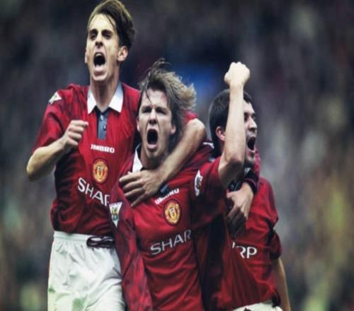 內(nèi)維爾評英超五大中場：基恩居首，維埃拉、斯科爾斯分列二三