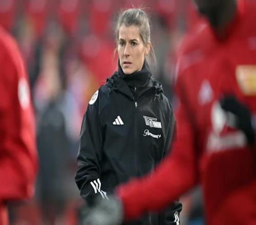 柏林聯(lián)合新任女主帥埃塔遭性別歧視言論，俱樂(lè)部官方下場(chǎng)回?fù)? />
<div   id=