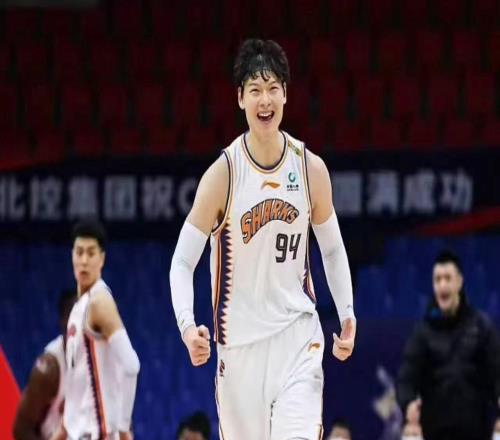 CBA最新排名！上海鎖定第1，廣東第3北京第4，3隊(duì)搶第65隊(duì)爭(zhēng)第12