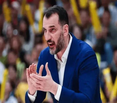 廣東男籃7774險(xiǎn)勝，兩悍將居功至偉，代理主帥獲認(rèn)可一隱患明顯