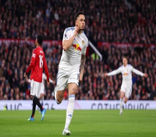 利茲聯(lián)開場4分鐘捅穿曼聯(lián)，奧卡福爾這腳像開了倍速