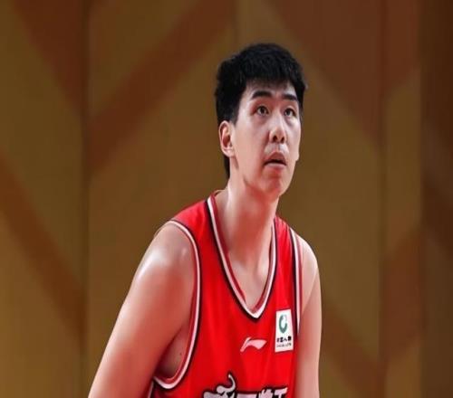 下一個(gè)！國內(nèi)中鋒被盯上五隊(duì)出手！沖擊NBA了