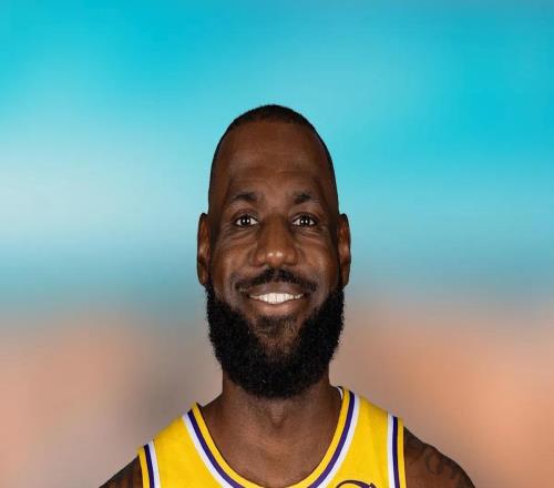 40歲詹皇第69次周最佳，湖人卻把他當(dāng)"過期罐頭"