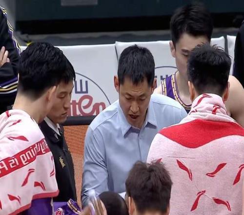 北控男籃力克山西，沈梓捷13+12朱松瑋13+6，里勒和豪斯立大功