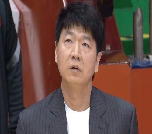 5分險(xiǎn)勝,遼寧男籃送山東連敗趙繼偉13+6大帽外援高詩(shī)巖高開低走