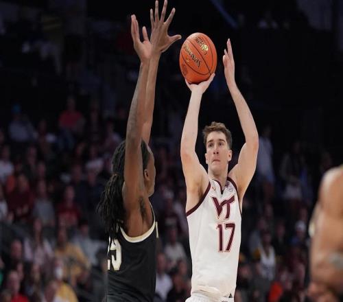 15歲打職業(yè)的他，在UNC門口等了3年才敲門