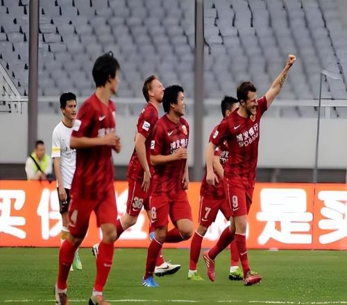 5輪中超僅僅出戰(zhàn)7分鐘！新援加盟上港后淪為替補(bǔ)，急需爆發(fā)