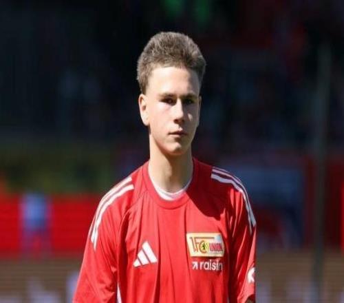 德甲首位“10后”球員來了剛滿16歲的他還會有機會