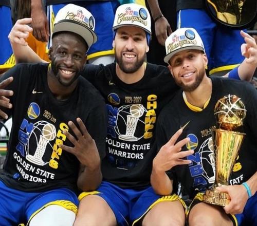 水花兄弟要重聚獨(dú)行俠專家證實(shí)：克萊買斷回歸勇士，方案已清晰