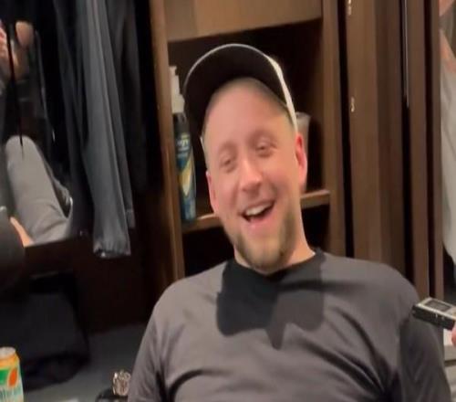 英格爾斯：我會(huì)在訓(xùn)練中扮演約基奇，去年我扮演過(guò)東契奇