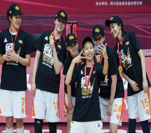 欠薪球隊“橫行霸道”，WCBA準入文件形同虛設(shè)！