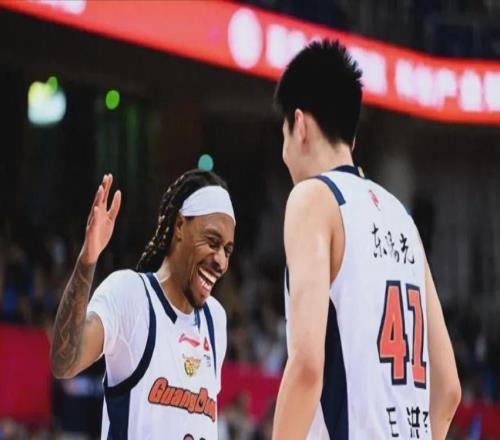 廣東宏遠(yuǎn)大外援終于要來(lái)了身高2米13蓋帽王，朱芳雨兌現(xiàn)諾言