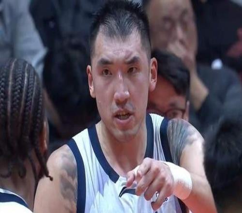 山東男籃為何3連敗數(shù)據(jù)給出答案，邱彪無奈，媒體人敢怒不敢言