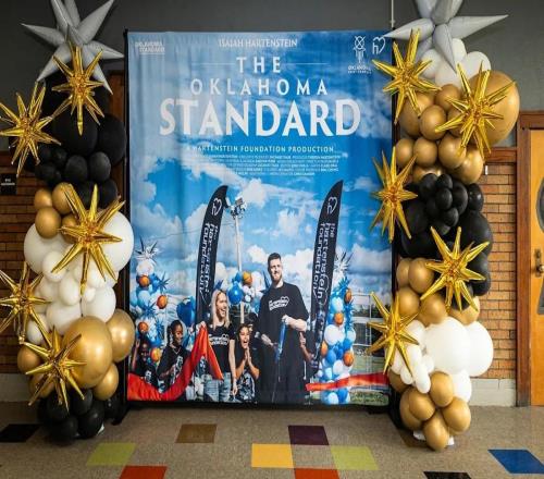 哈滕斯坦花87萬拍14分鐘紀(jì)錄片，NBA球星搞起了歷史課