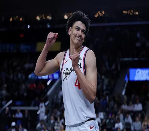 整體表現(xiàn)相當(dāng)不錯(cuò)，但快船鋒線新星到了附加賽還能進(jìn)入輪換陣容嗎