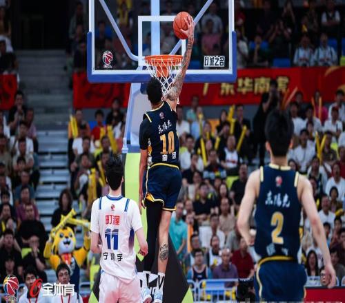 破案！陣容越破徐杰數(shù)據(jù)越驚艷原因找到，和隊里1人不在關(guān)系很大