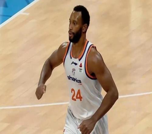 许利民：不敌上海后全队进行开会弗格肆意妄为得分有损我们的尊严