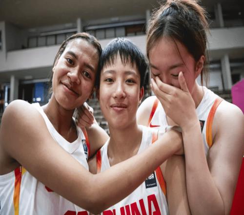 諷刺！19歲新星剛被宮魯鳴棄用，次日就被WNBA選中，成歷史第4人