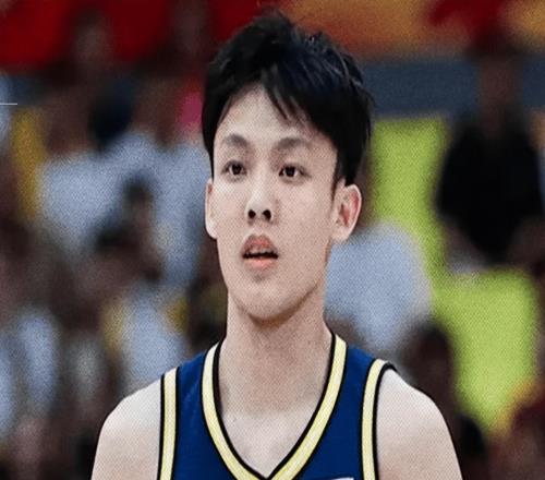 杜鋒缺席外教4改變引稱贊！徐杰崔永熙被用活，暫停畫戰(zhàn)術(shù)不呆板