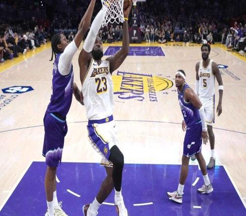 湖人首輪打火箭，詹姆斯談即將開(kāi)打的季后賽：我很興奮，等不及了