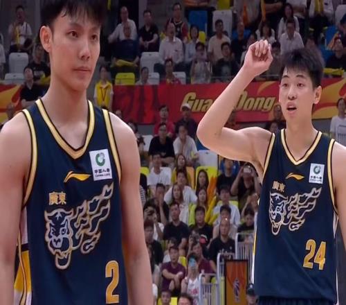 CBA最新消息！杜鋒確認(rèn)離隊(duì)，焦泊喬回歸，廣東男籃天亮了