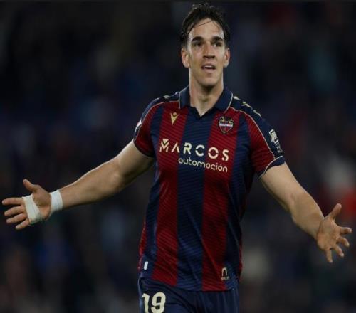 西甲最強(qiáng)新星橫空出世！20歲1米94巨塔，2026年火力全開(kāi)打入10球