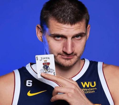 歷史首人！約基奇單賽季包攬籃板王+助攻王