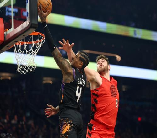 一場114110的險勝，讓馬刺如坐針氈，快船、勇士也感到絕望