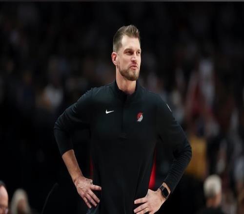 阿夫迪亞大號兩雙擒太陽開拓者蟄伏4年季后賽終于回來了！