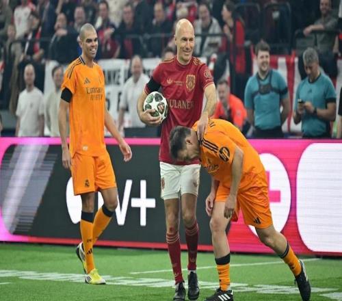 羅本押注拜仁：21領先時，老東家為何選邊站