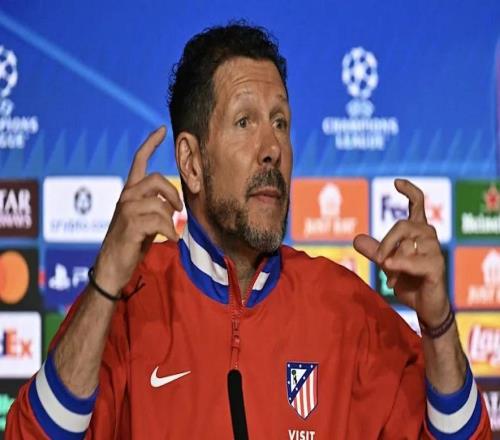 西蒙尼的沉默：一場(chǎng)20領(lǐng)先后的輿論博弈