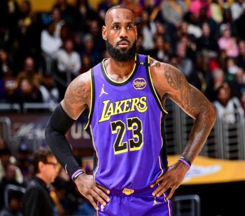 NBA幾乎不受傷5大球星，詹姆斯唯一手術(shù)是植發(fā)有人16年全勤