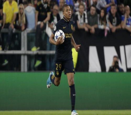 姆巴佩的歐冠半決賽進球，停在18歲