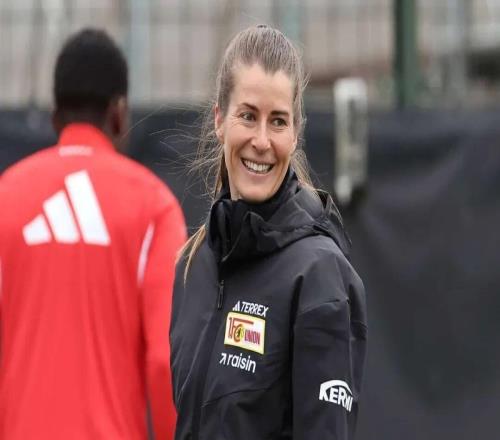 德國“女勇士”救火柏林聯(lián)，五大聯(lián)賽誕生首位女教練