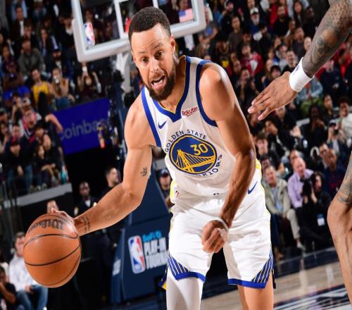 庫里35分霍福德末節(jié)4三分！勇士附加賽淘汰快船與太陽爭西部第八