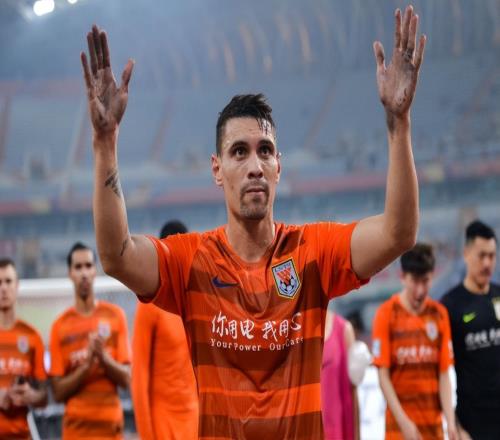 他是首位二進(jìn)宮回魯能之后！表現(xiàn)越來越好的王牌球員，值得期待