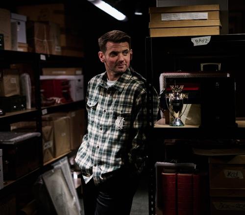 曼聯(lián)四十老臣將續(xù)約！拉爵看重其一優(yōu)勢，創(chuàng)紀(jì)錄比肩吉格斯范德薩