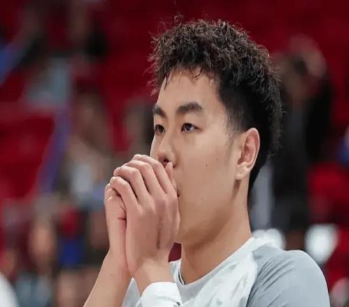 上海9089廣州球員評(píng)價(jià)：4人優(yōu)秀，4人及格，2人低迷