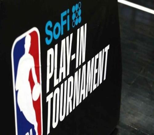 裁判傷退搶戲！庫里狂轟35分率勇士大逆轉(zhuǎn)，快船慘遭淘汰