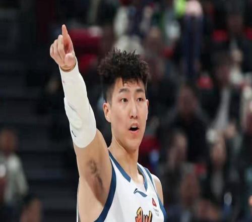 大衛(wèi)詹姆斯26分CBA天津男籃10084四川凱爾維納萊斯33分